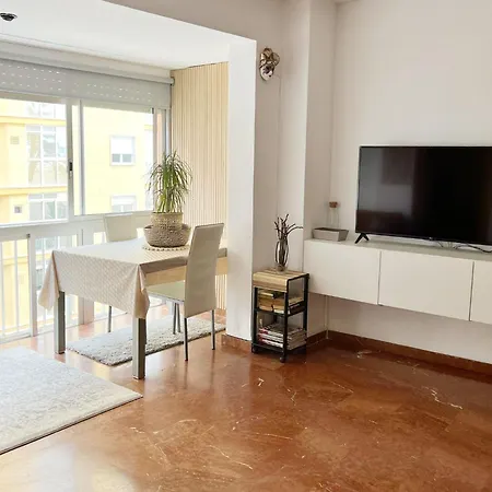 شقة Acogedor Piso En Junto Al Mar *
